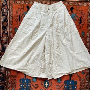 Uniqlo Cropped Gauchos - 28